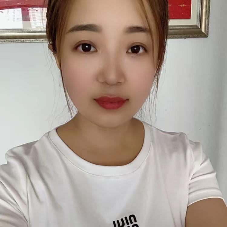 张小曼