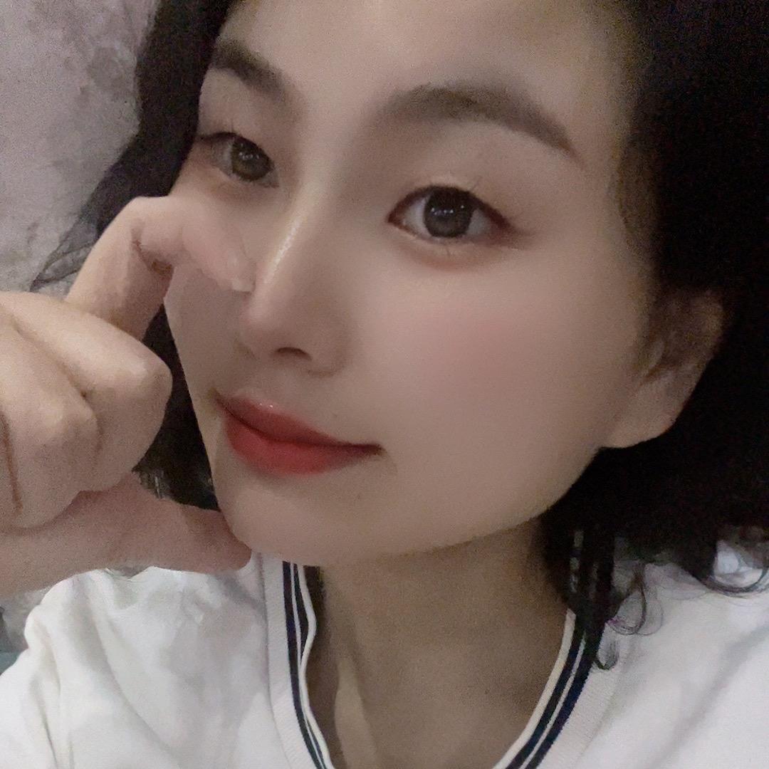 👧