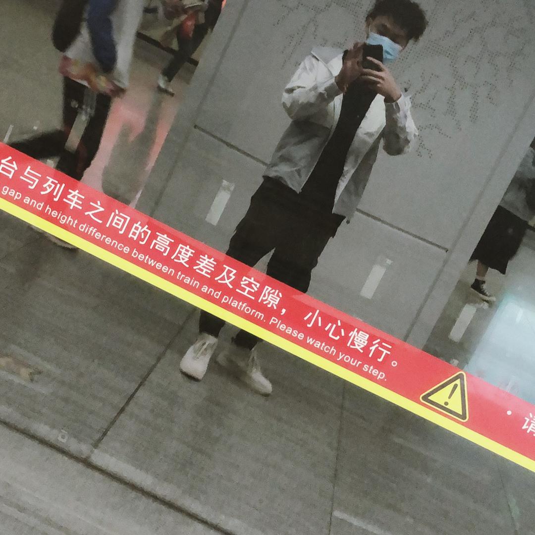 @恭梓的痕迹@