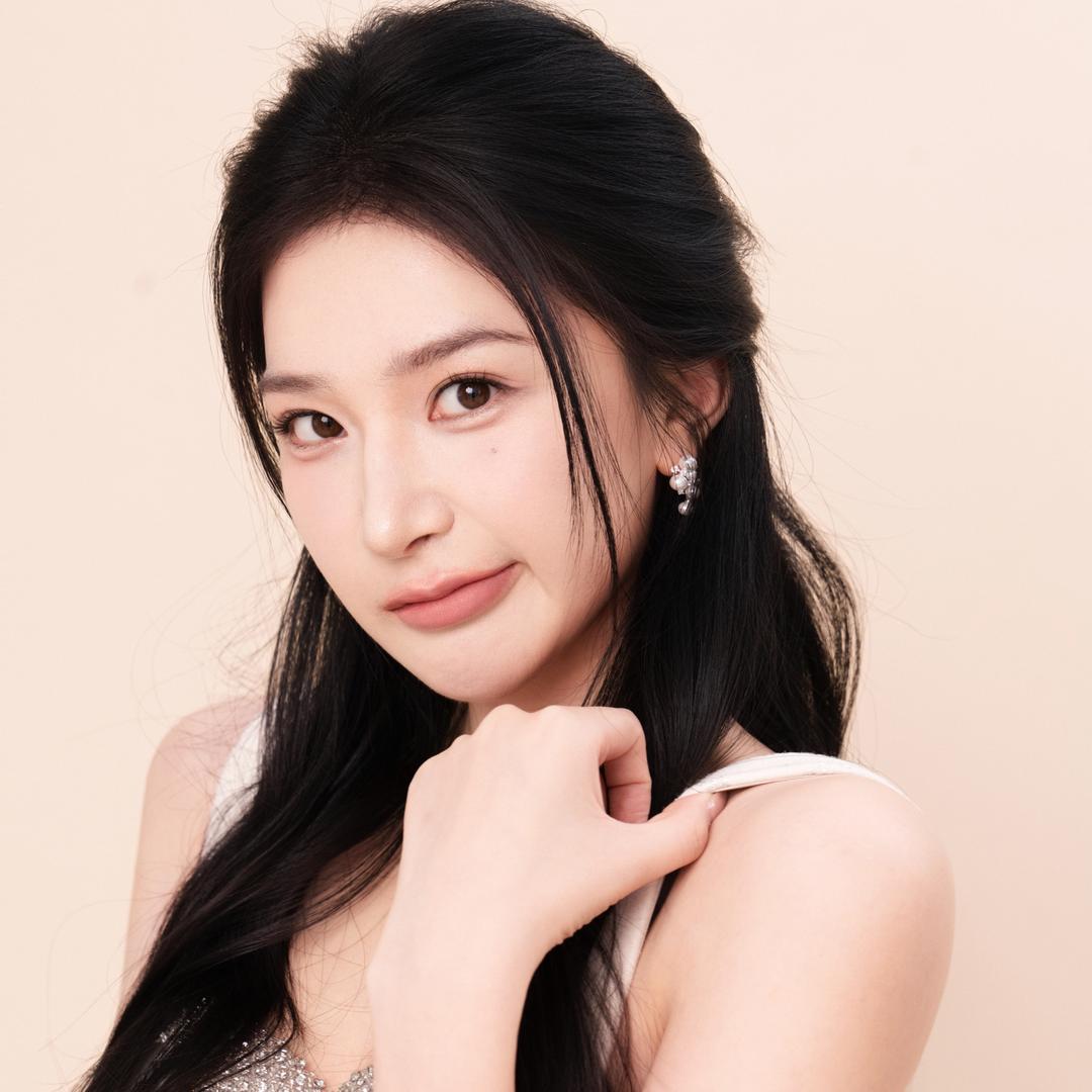 姜瑶-