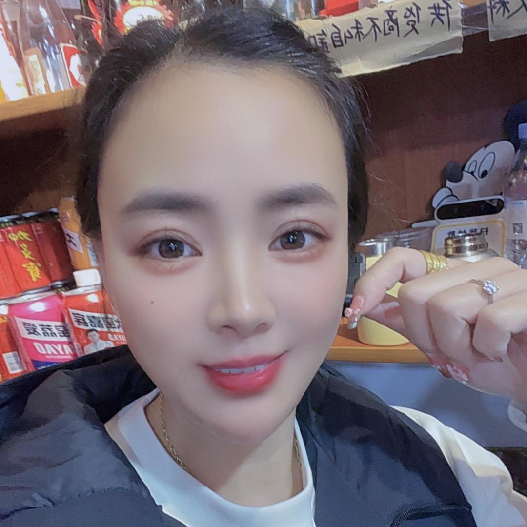 江湖烧烤老板娘（李亚男）