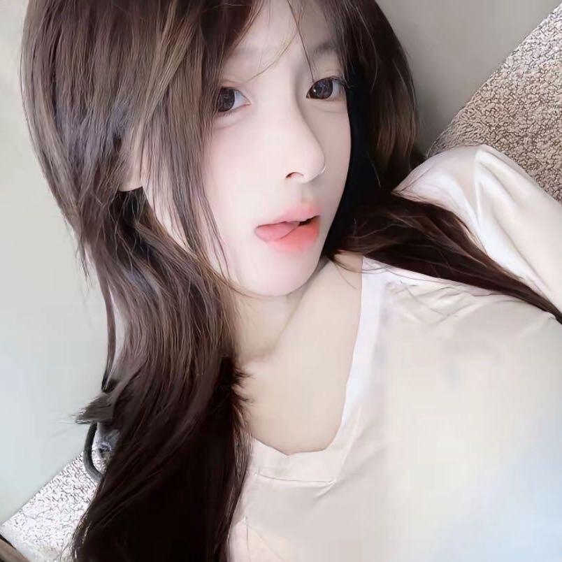 饱饱^