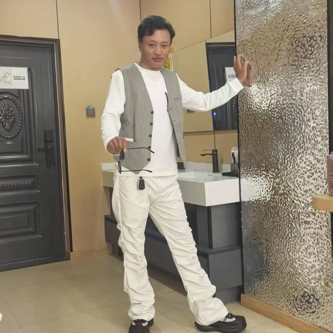 那秀——次仁