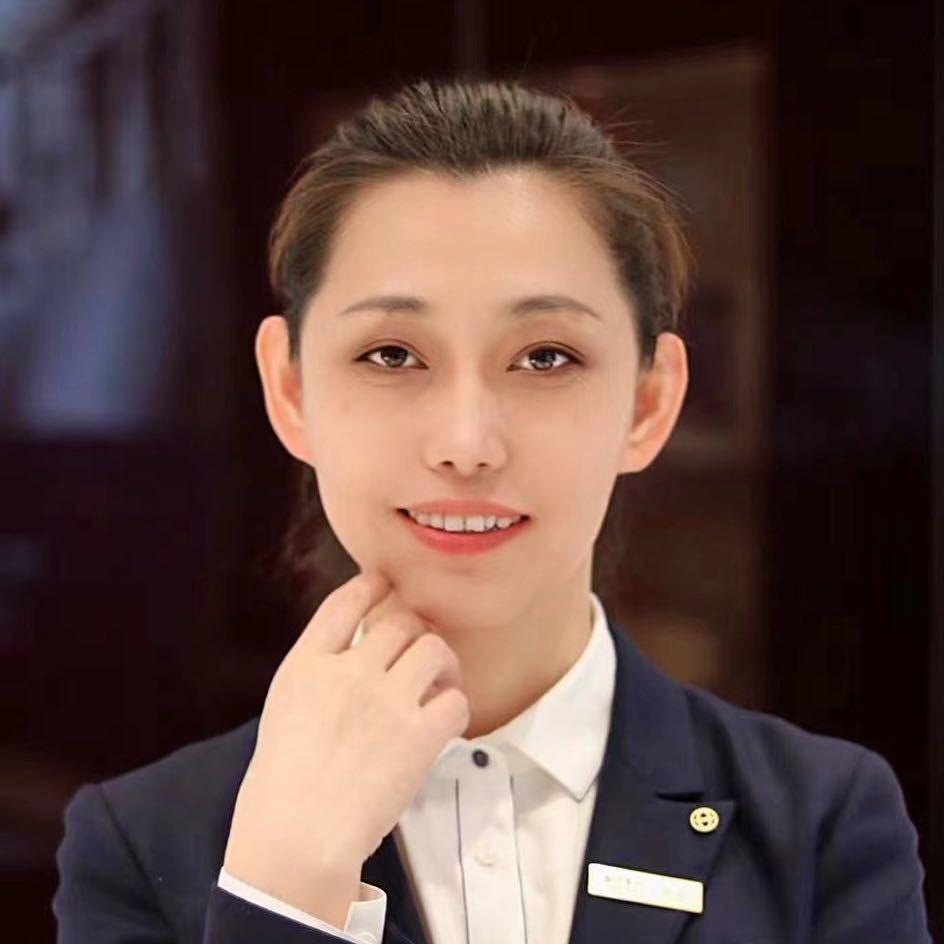 盛时表行卖手表田姐