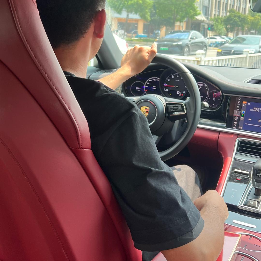 乐…