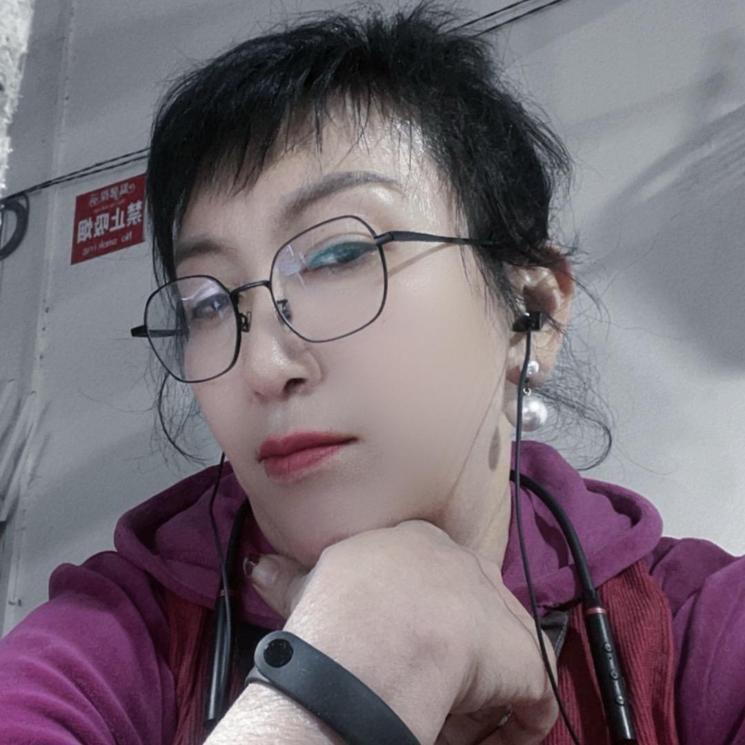我是向家三妹