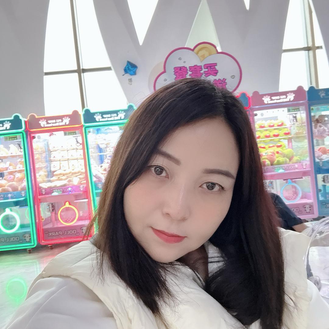 门窗李妮