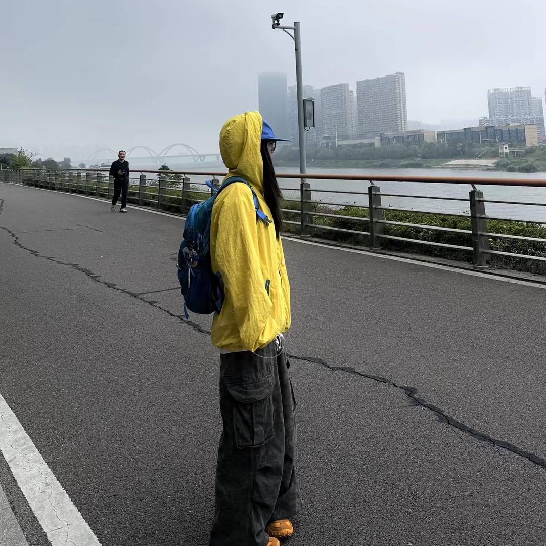 漾.