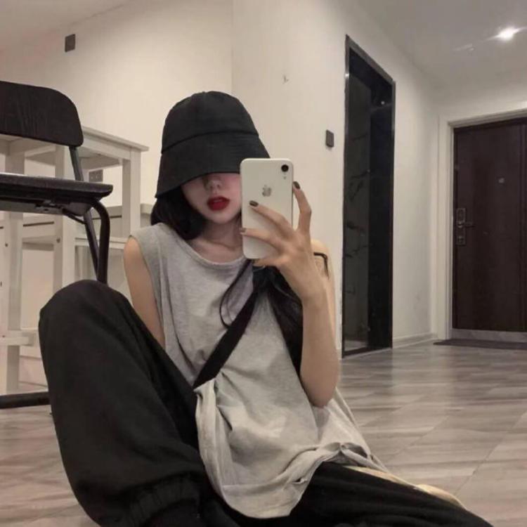 小洁...