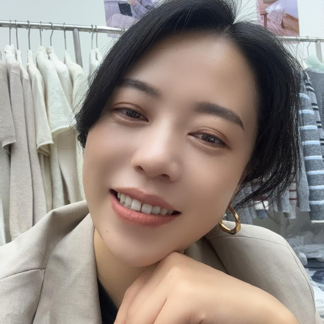 MI.AO-小可杭州银沙服装尾货批发