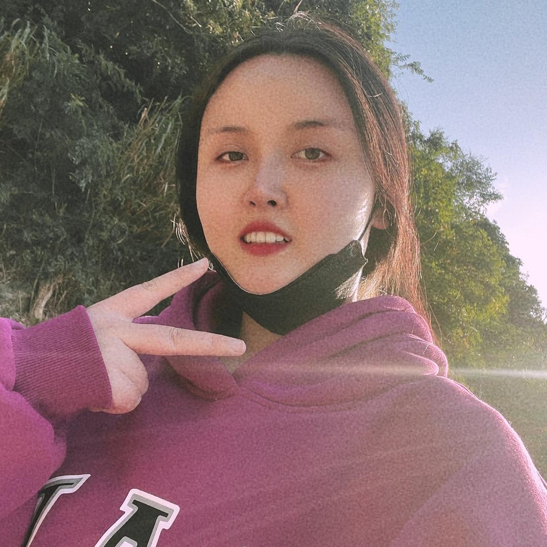 深圳南油姐魅服饰
