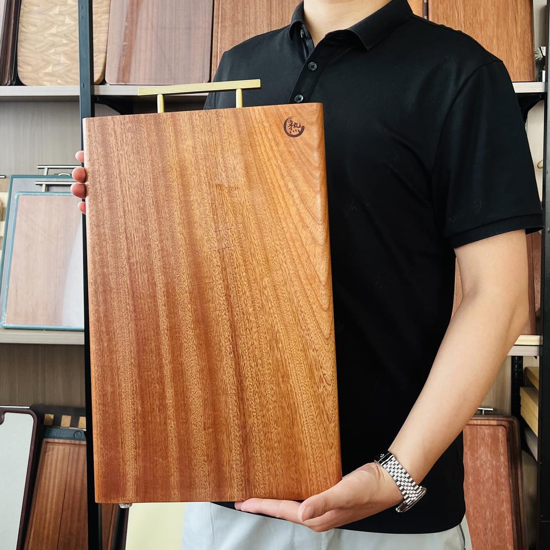 莱仕乐鼎凡厨具专卖店