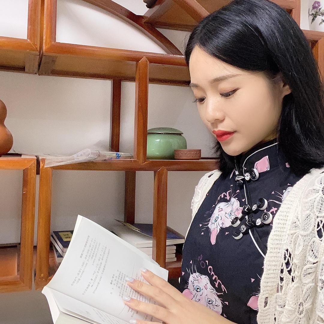 王朵  国画