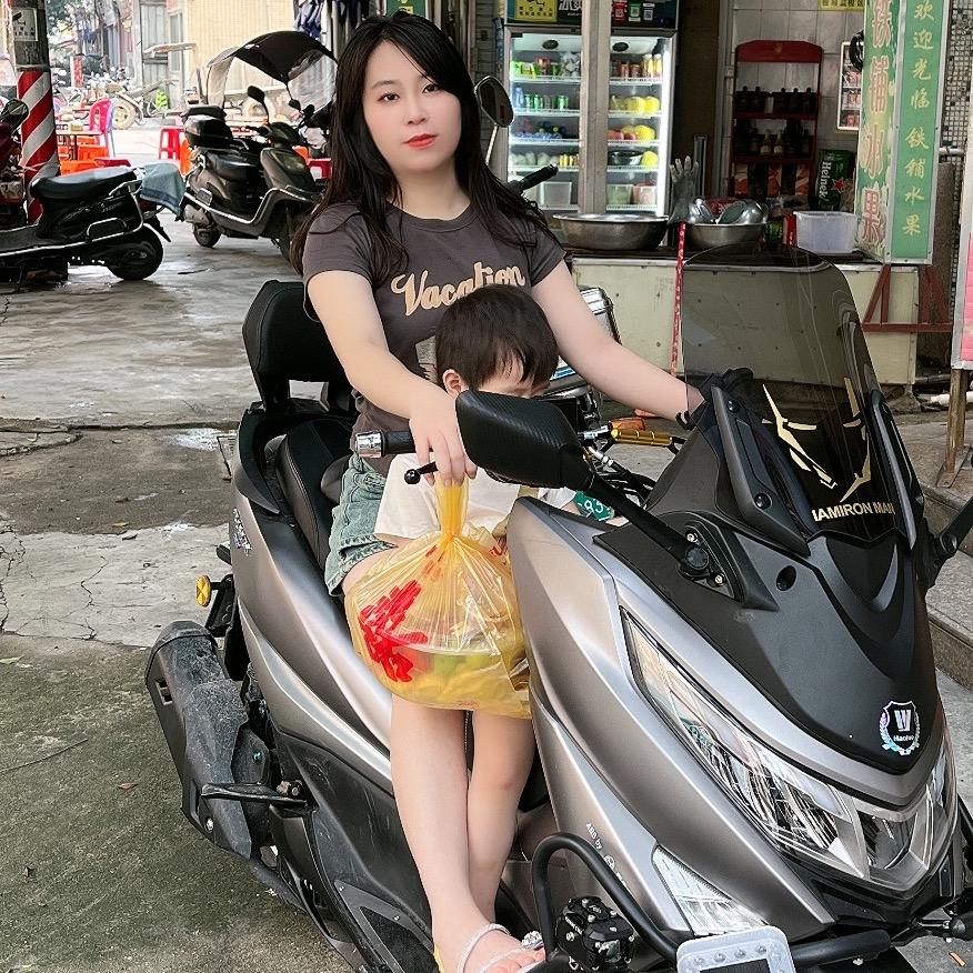 霖烽泰张晓莉