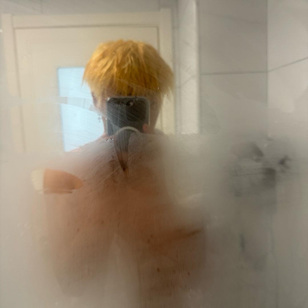 半 个 威 斯 布 鲁 克