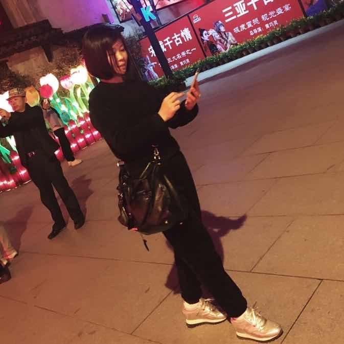 芸尚女装