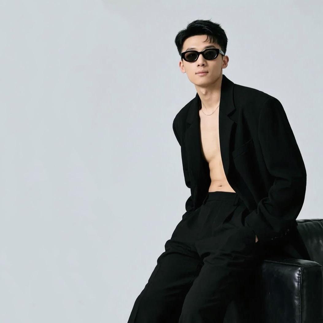 王超超男装WANGCHAOCHAO