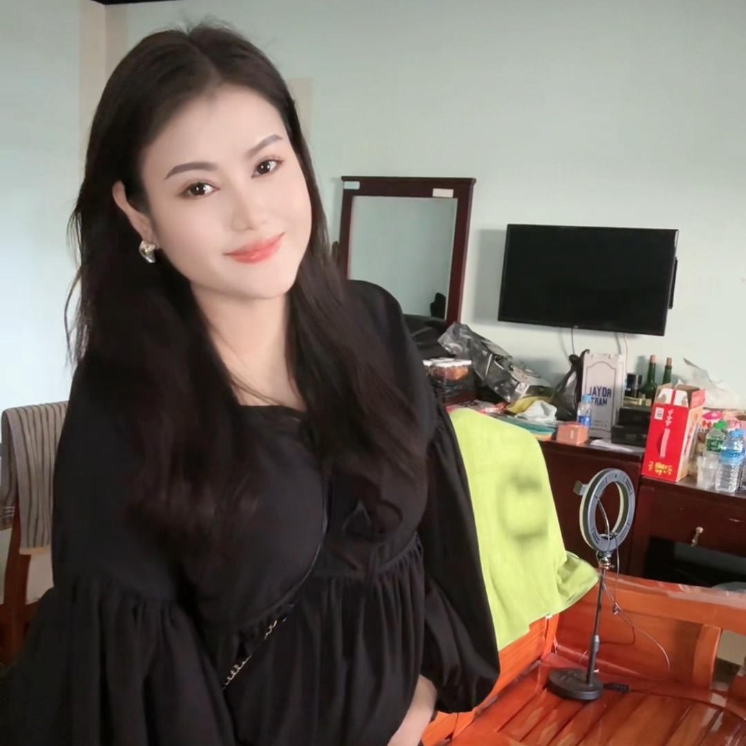 Magelineskin麦吉丽大区总监