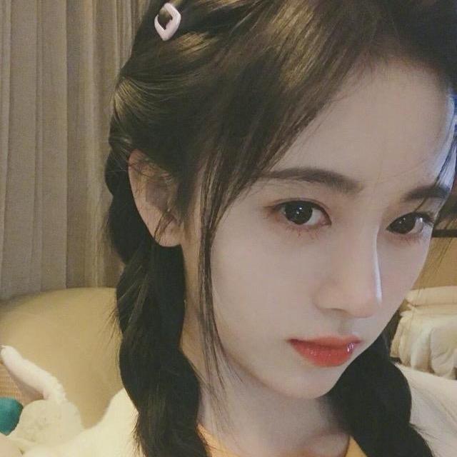 龙儿。