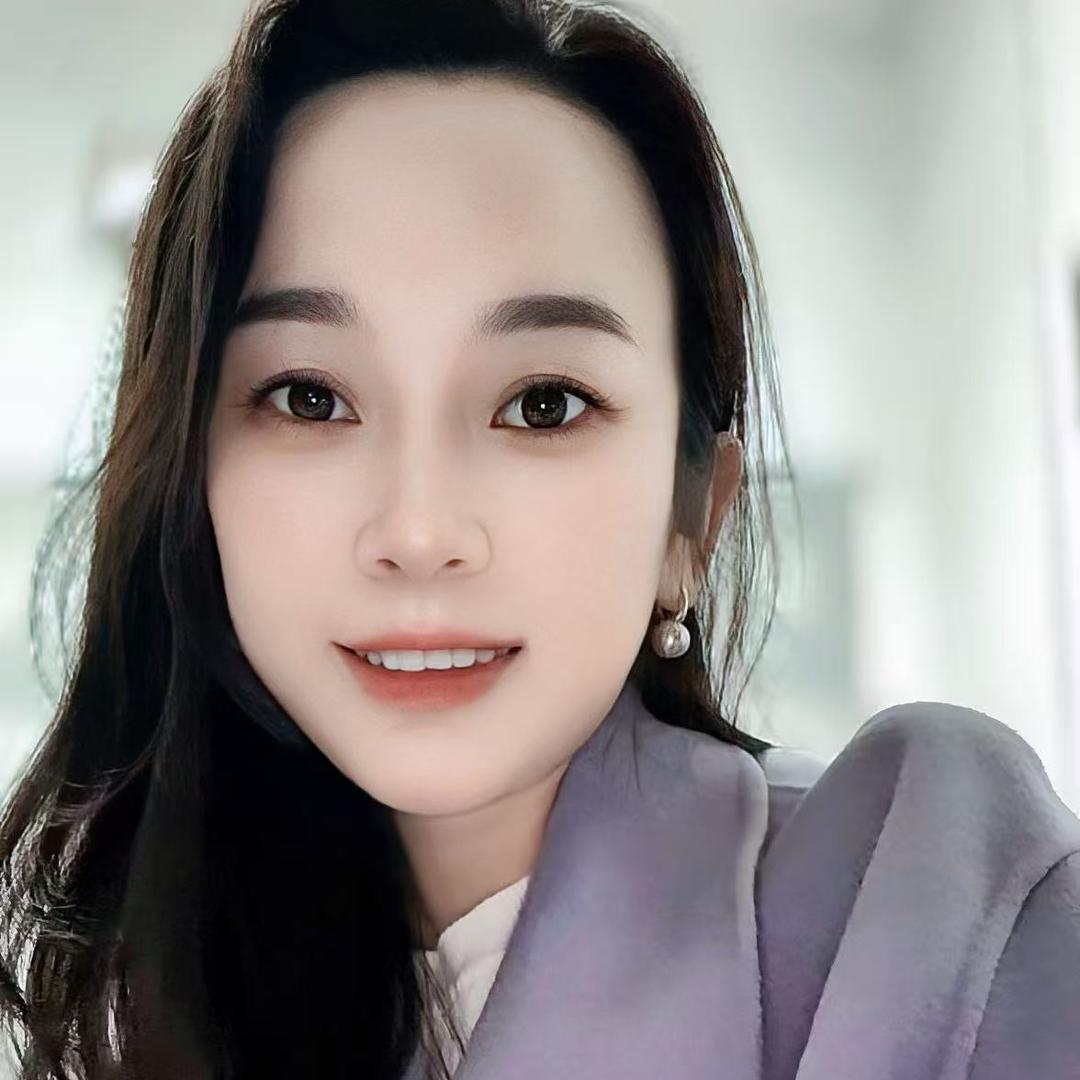 柒月