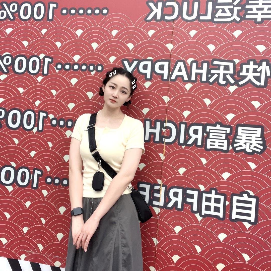 可隆打工人-张露露🧚‍♀️
