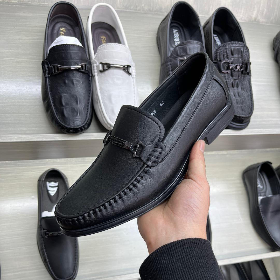 酷迈鞋业个体店
