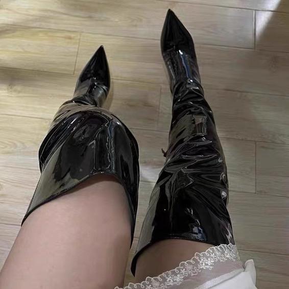 长靴女王S