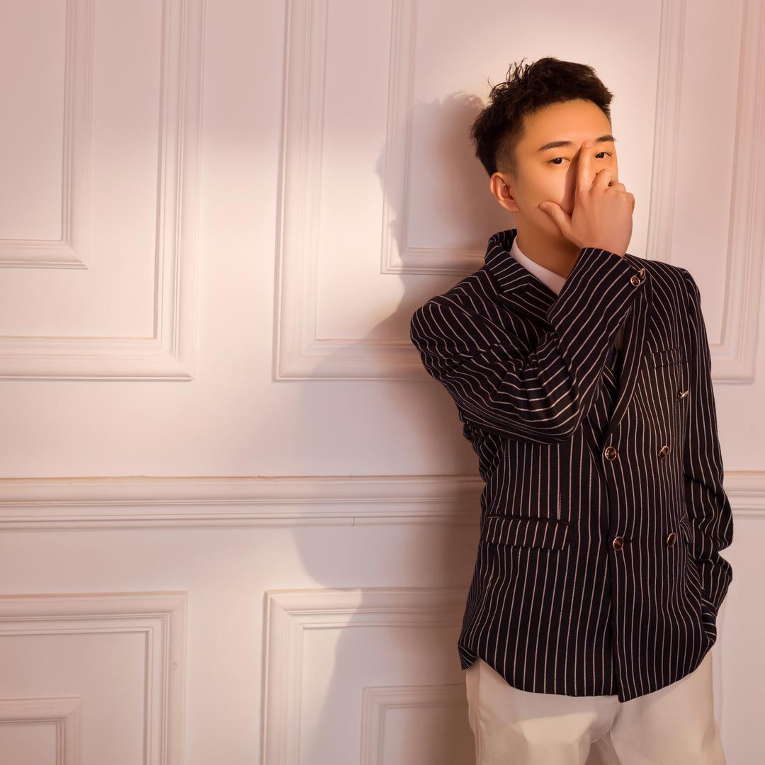 短剧看的想穿越头像