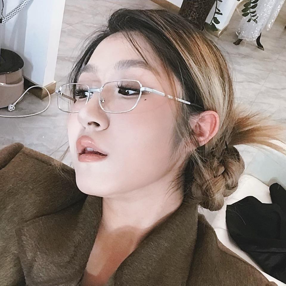A 化妆师倩倩