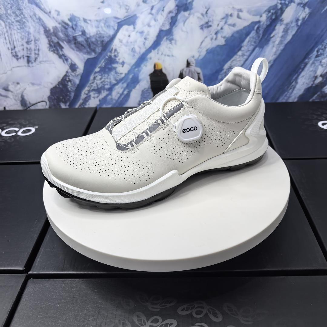 琴琴外贸鞋业正在直播