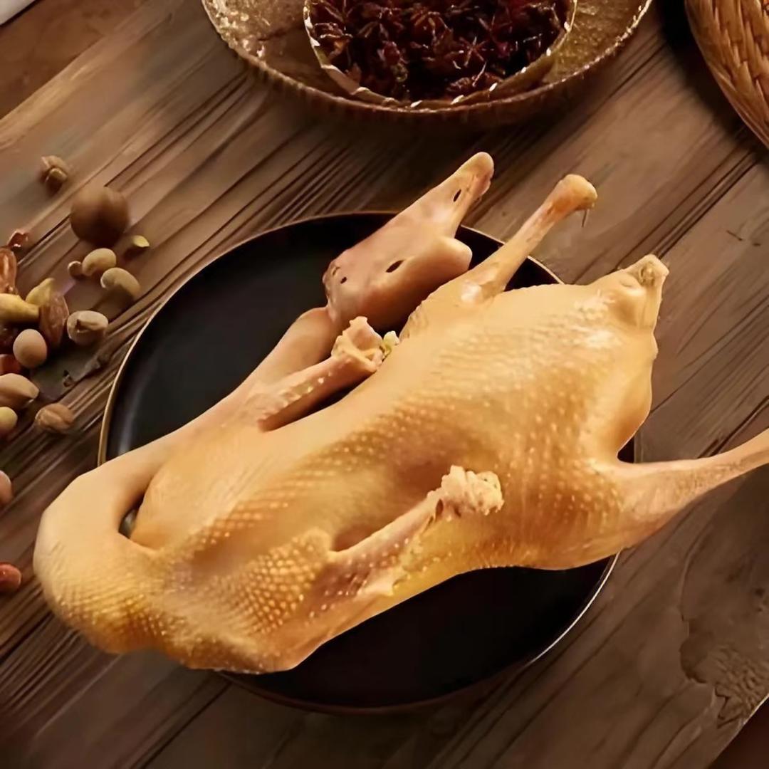 东哥咸货。亿隆食品