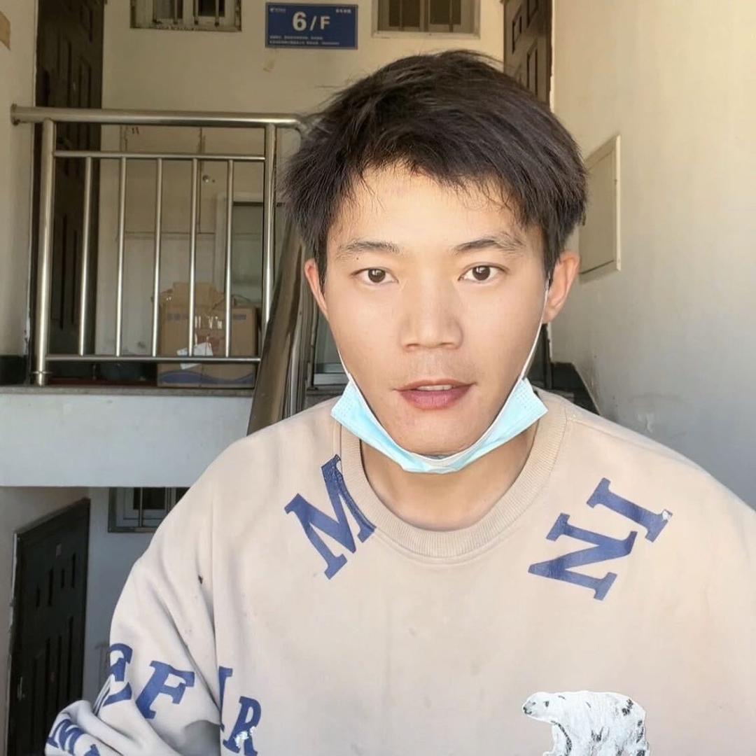 烟台明远门窗纪师傅门窗维修加更换漏风修理