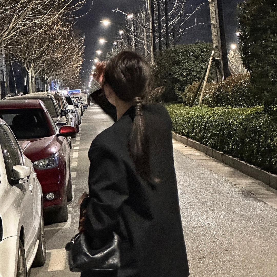 L-丽