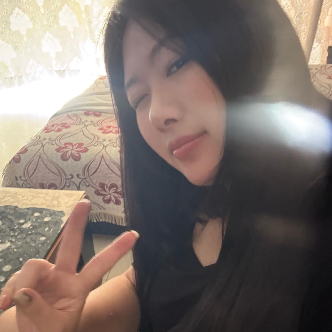 大美女开直播，通通闪开