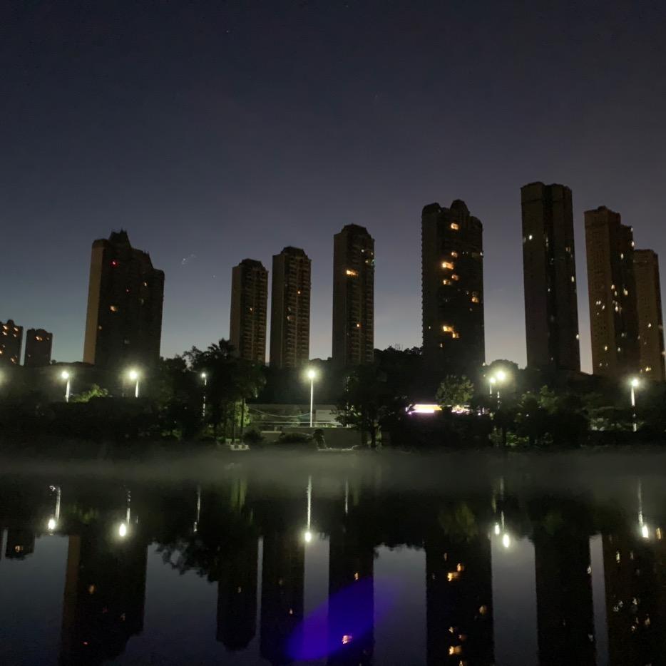 麦兜_