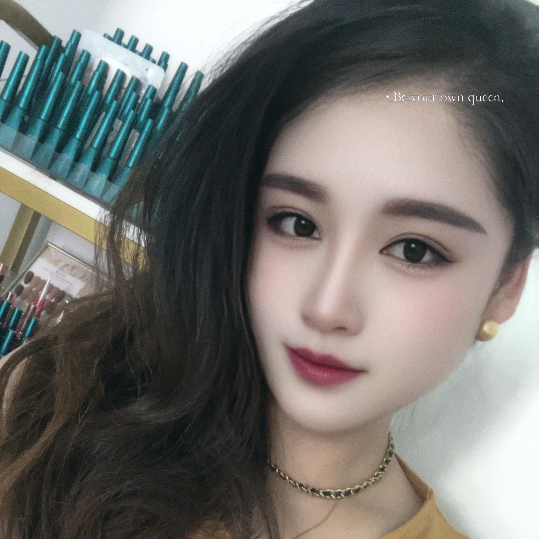 叫我 （董小姐）