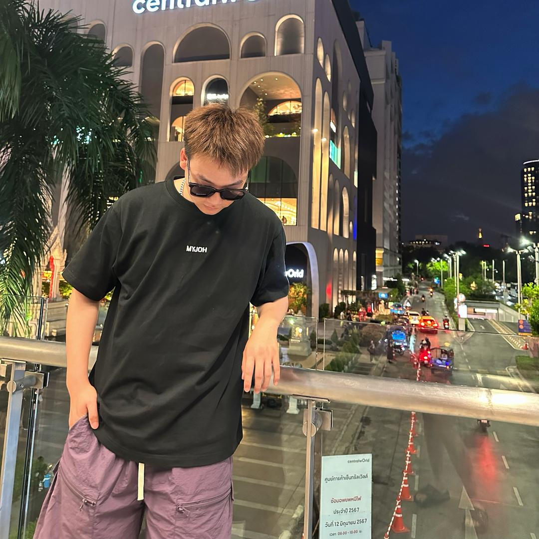 徐哥爱生活（榨汁桶在橱窗）