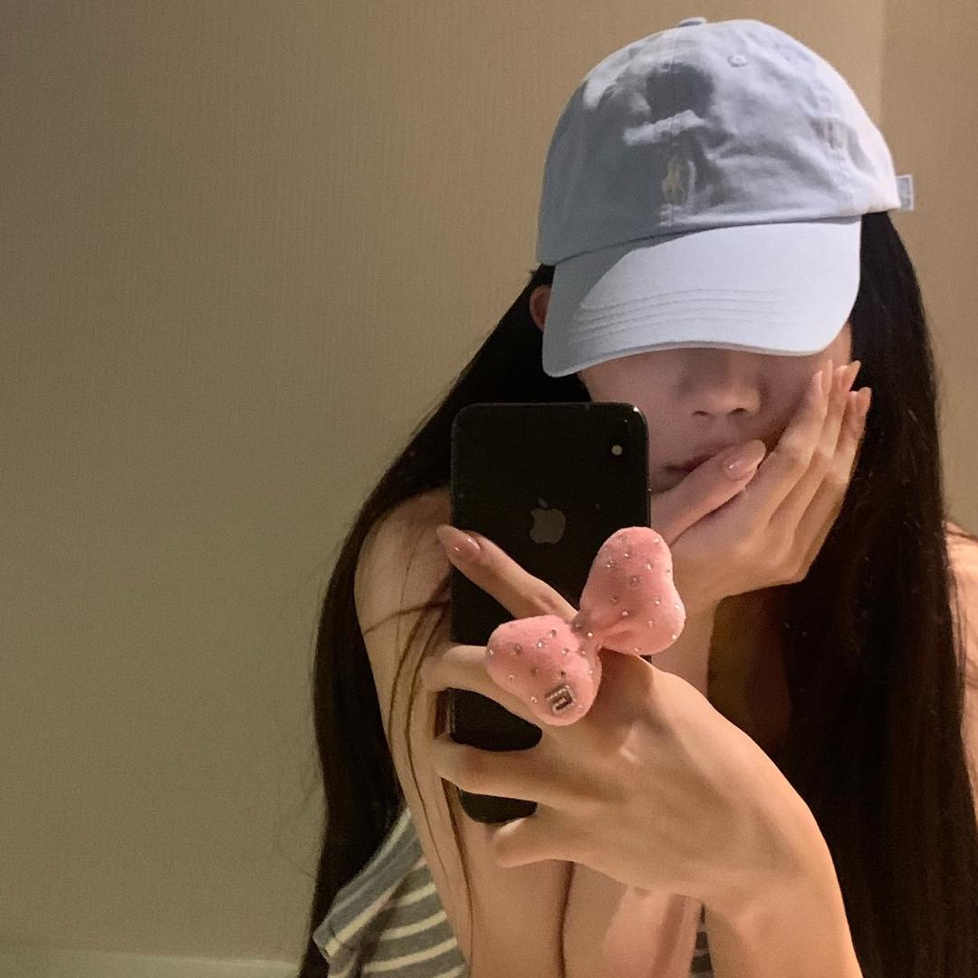 7 7 🌸