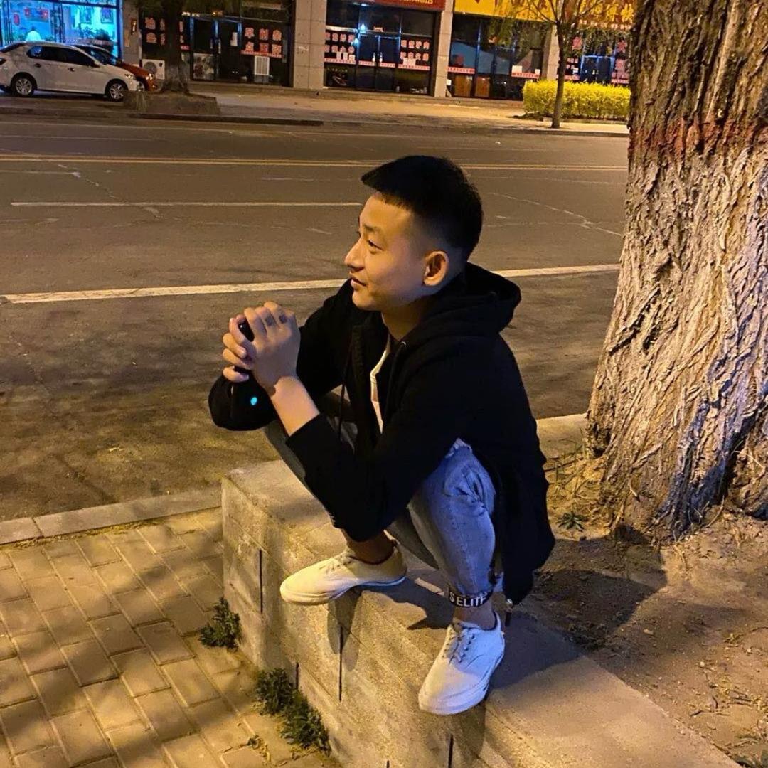 普通市民   ·