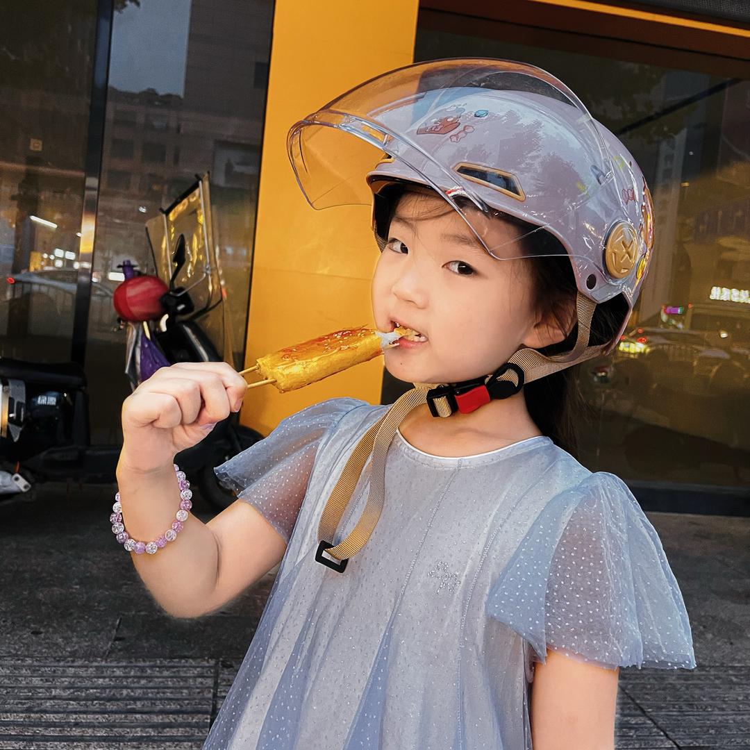 茜茜（xi xi）来啦