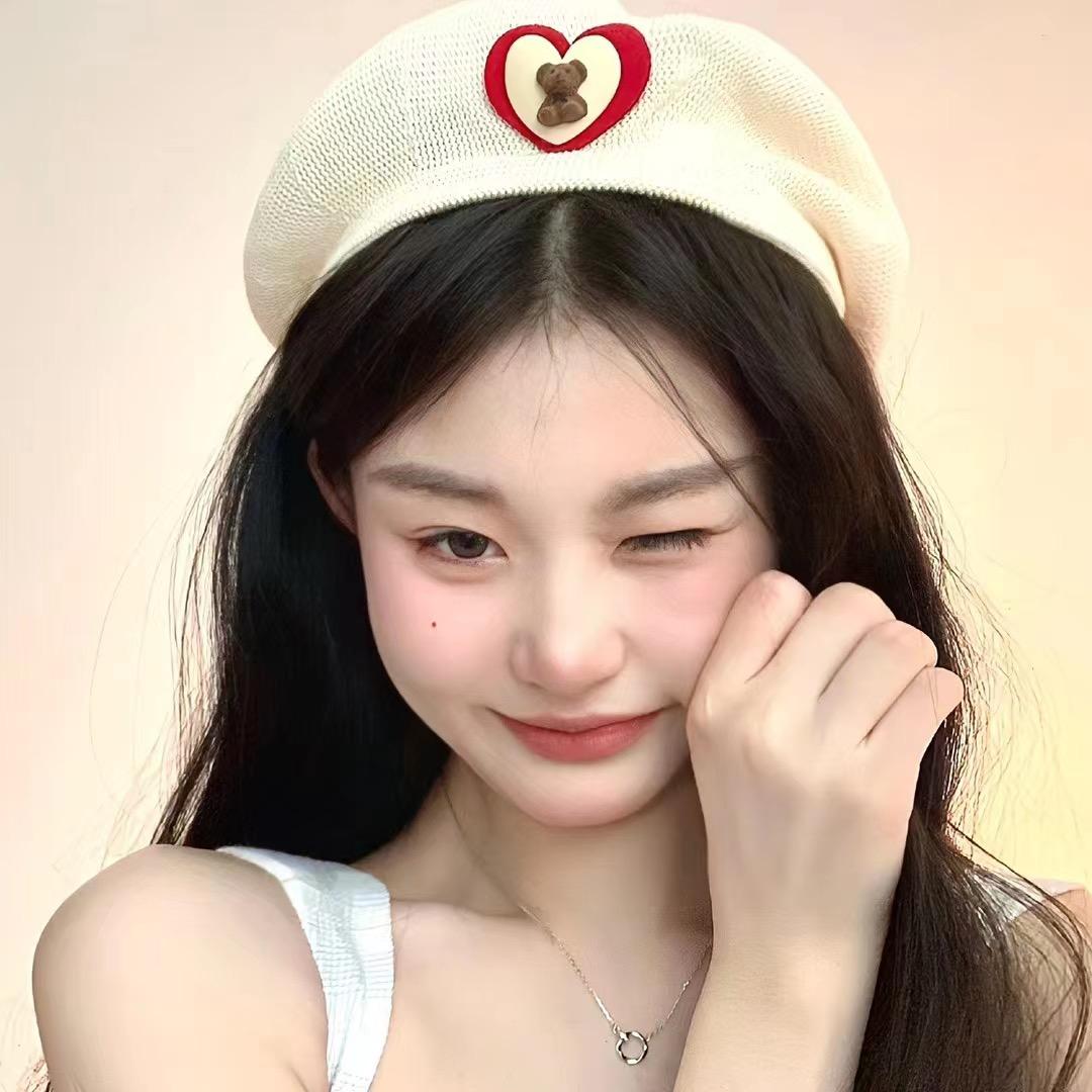 草莓酱🧚‍♀️