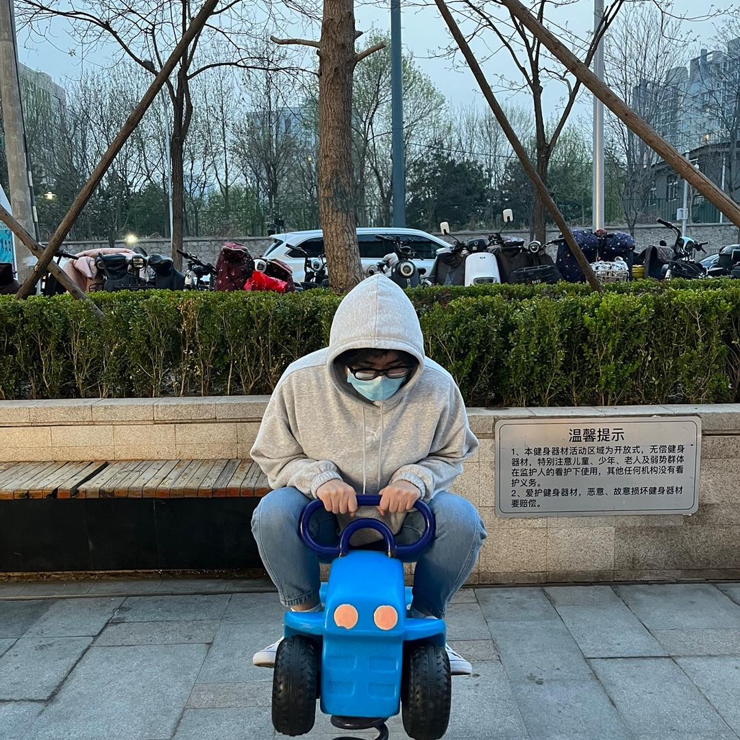 努力训练画像中…