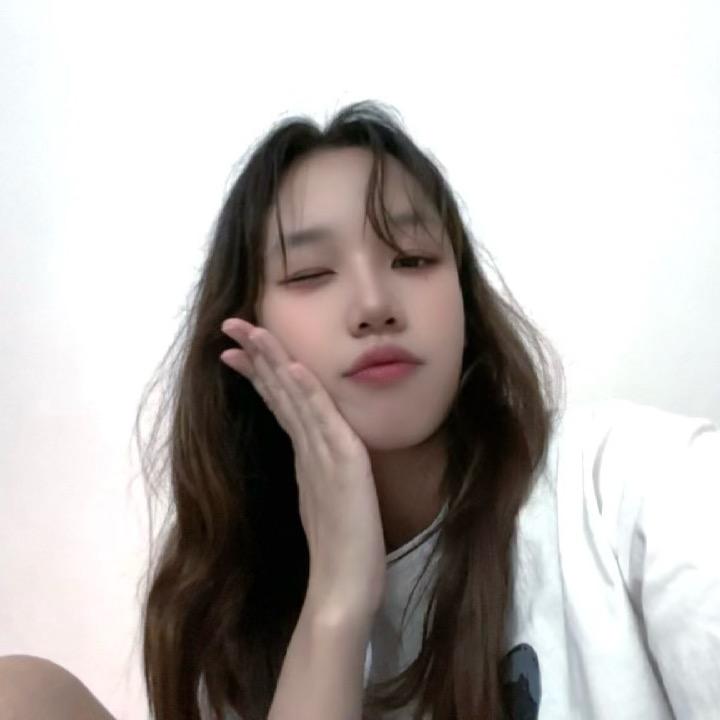 喔喔奶糖💕
