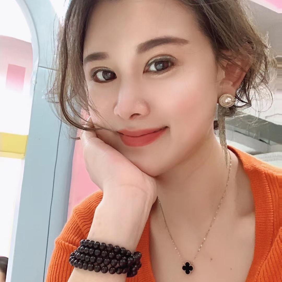 懂小姐服饰