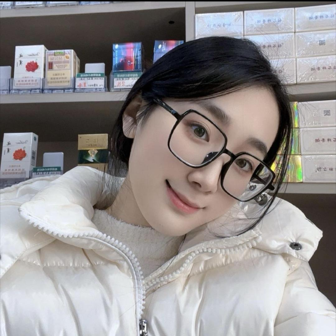 营老弟白酒推荐官小闫