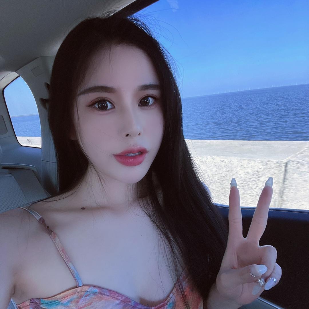 神秘小仙女