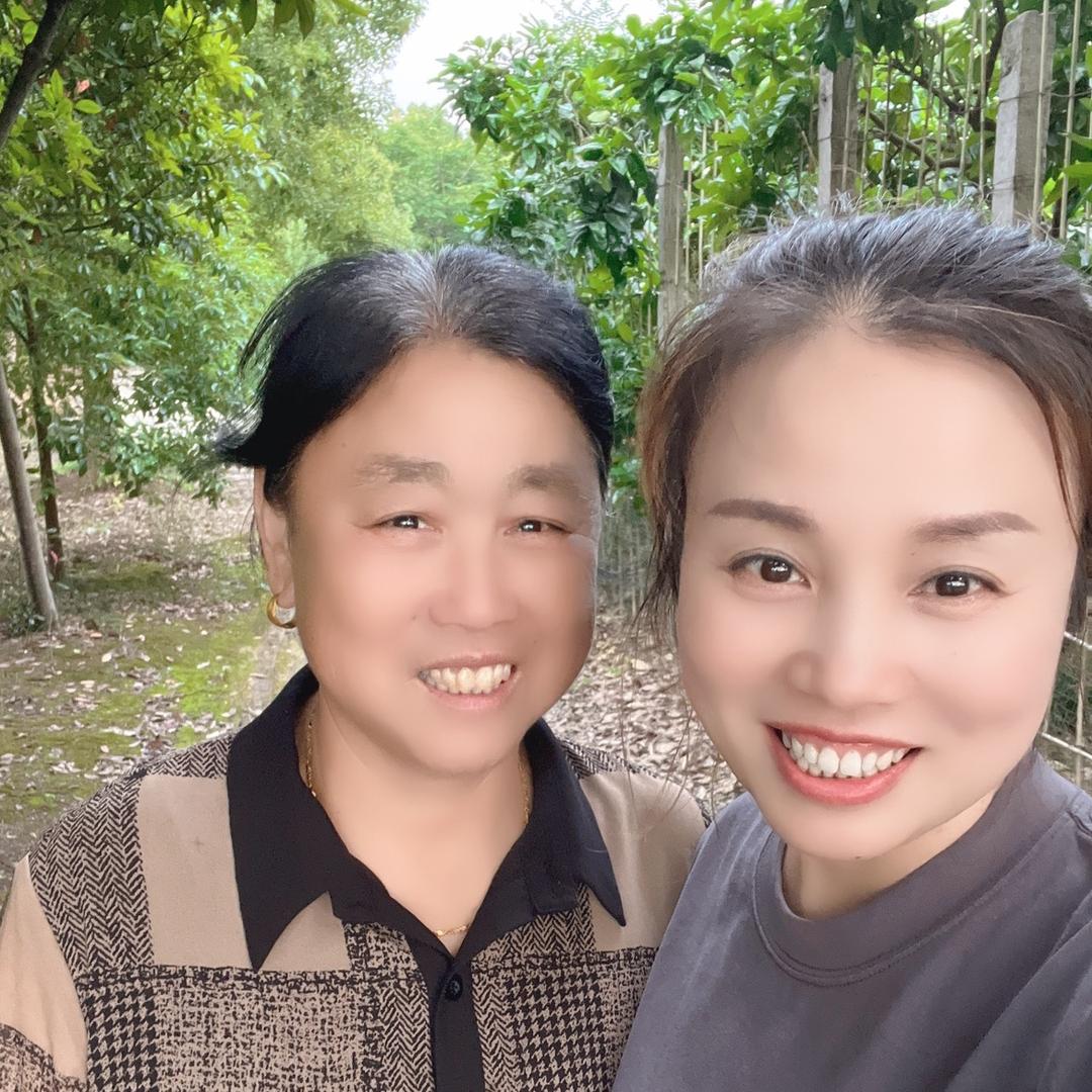 星依服饰丽姐@蓝粉象丽姐