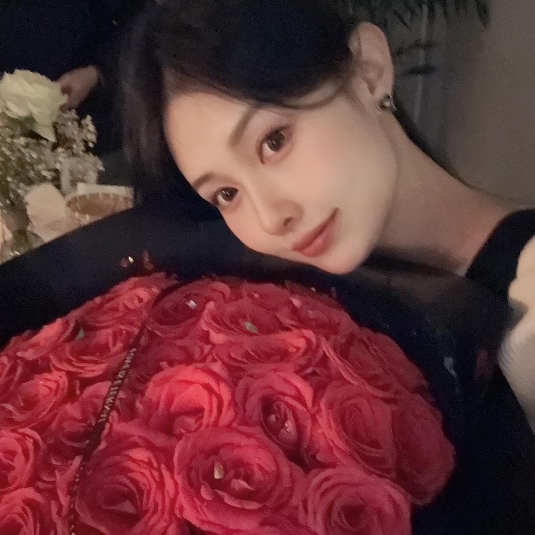 𝘽𝙃-章鱼小晴子🐙