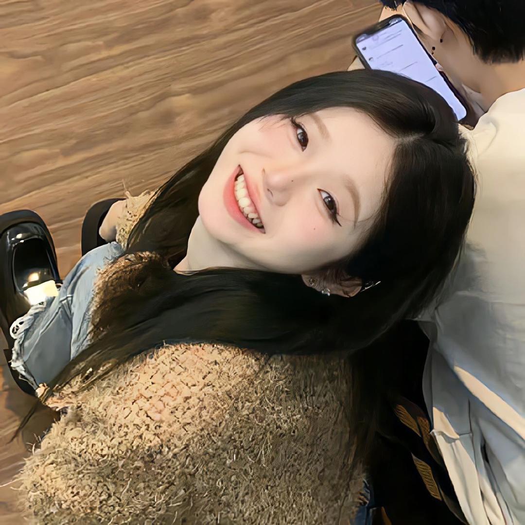 蕊蕊睡饱了