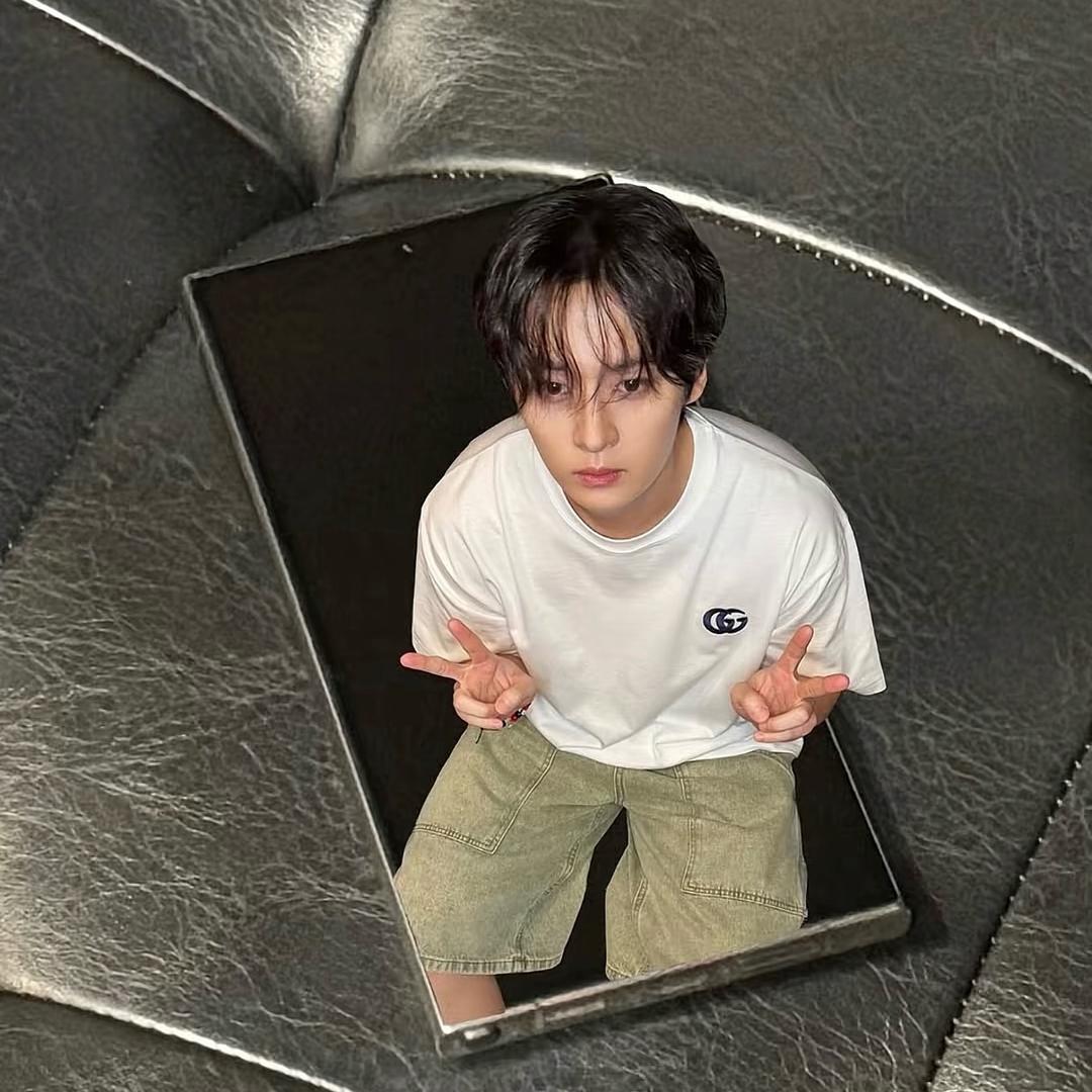 초매